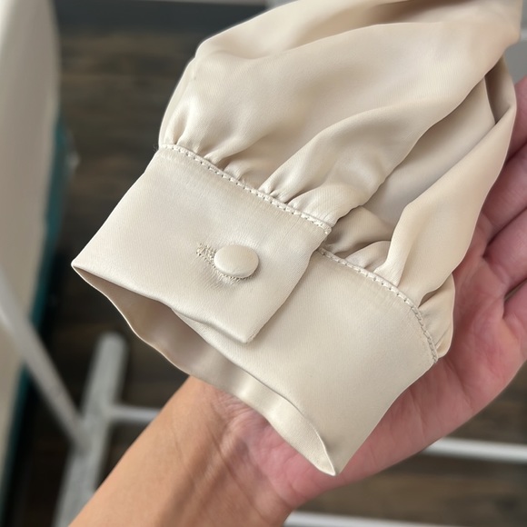 Simons Twik Silk Top - Picture 4 of 9